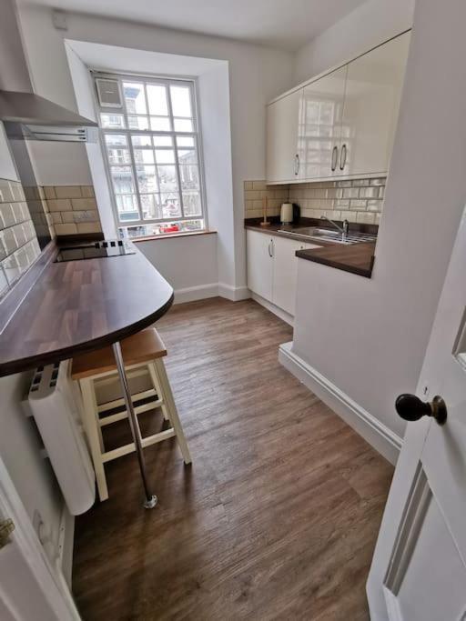 דולגלאו Eldon Row - Stylish Character Apartments - Central Location 1 & 2 Bed Available מראה חיצוני תמונה