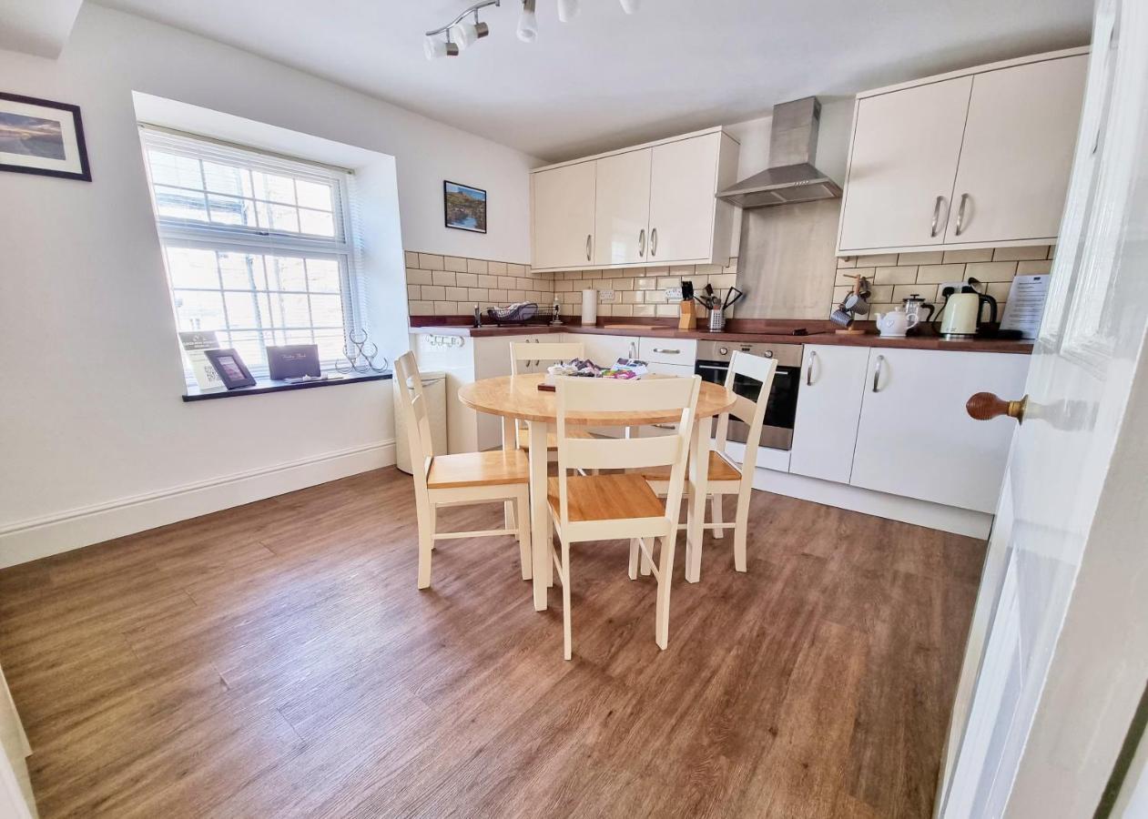 דולגלאו Eldon Row - Stylish Character Apartments - Central Location 1 & 2 Bed Available מראה חיצוני תמונה