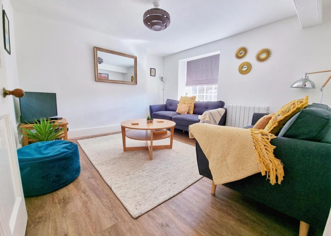 דולגלאו Eldon Row - Stylish Character Apartments - Central Location 1 & 2 Bed Available מראה חיצוני תמונה
